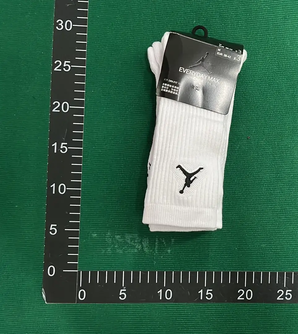 C-L Version Casual Shoes Sneakers Top Version 194-L  in the Best OopBuy Spreadsheet QC photos