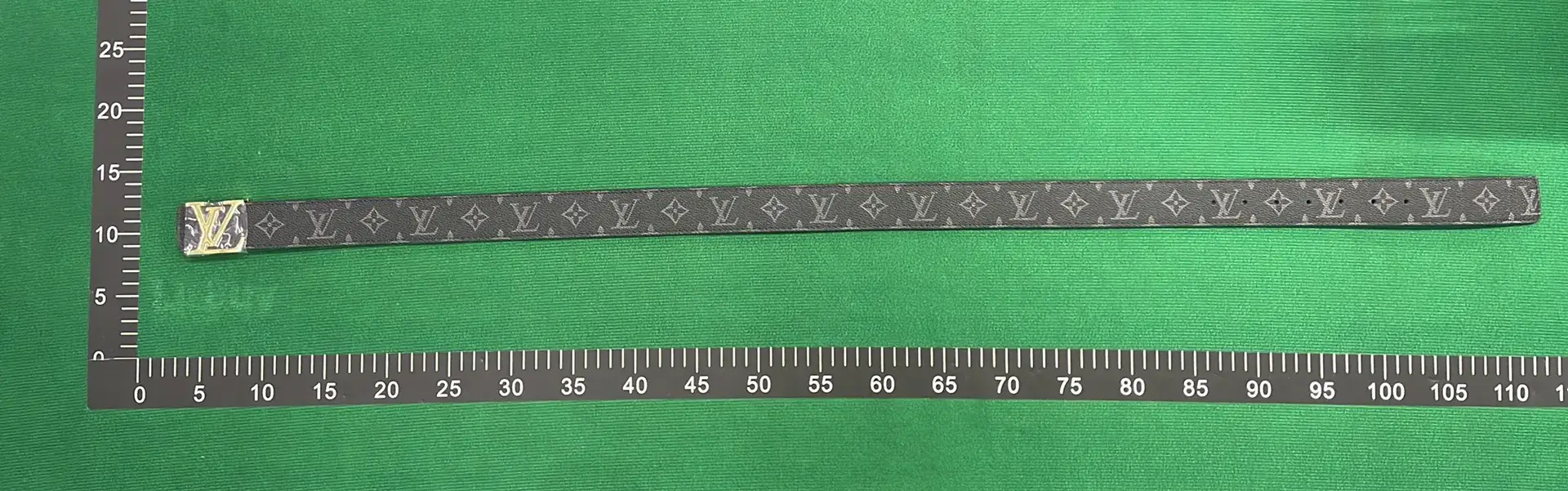1:1 Batch LOUIS VUITTON Belt-1c  in the Best OopBuy Spreadsheet QC photos