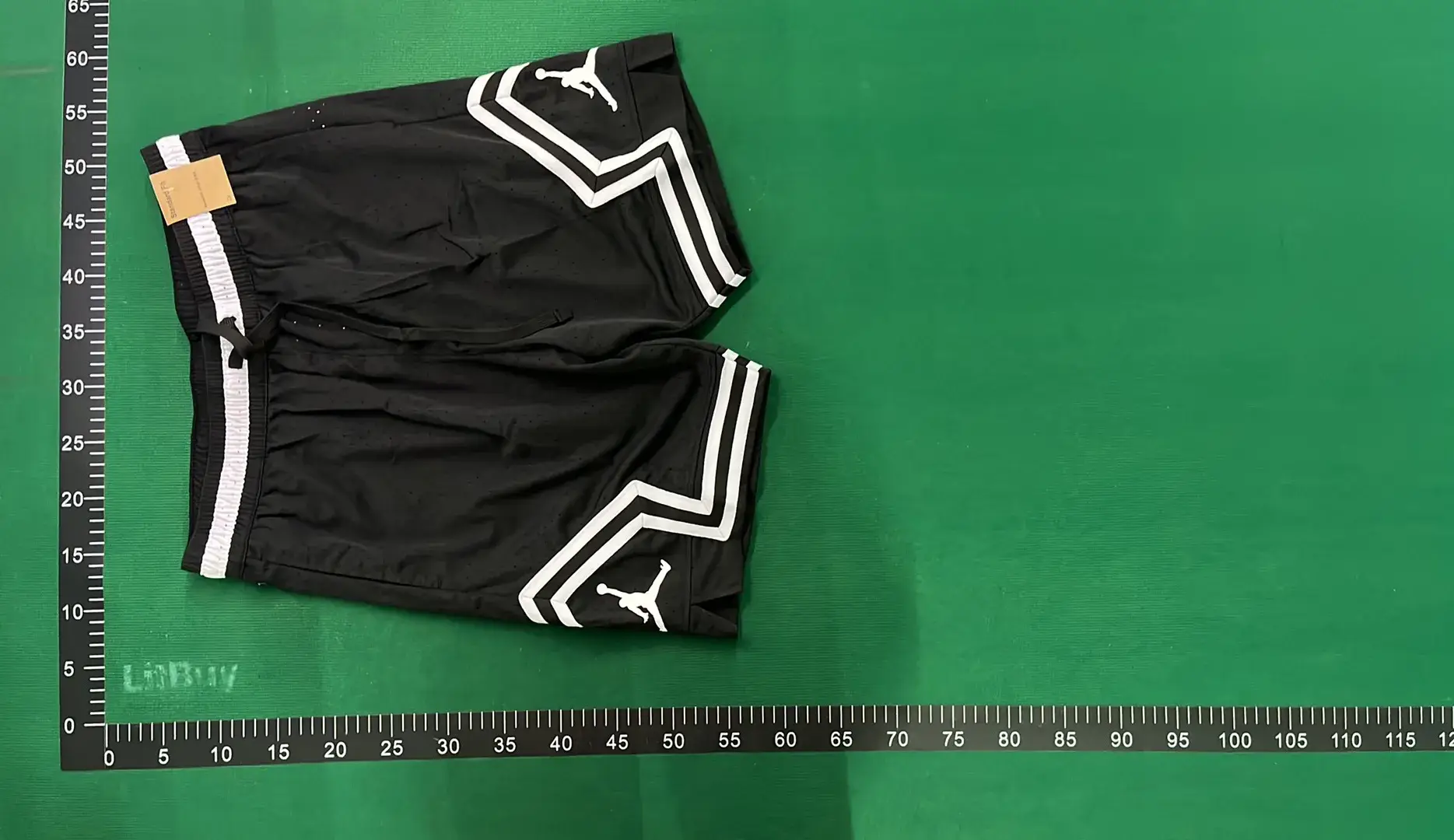 高品质篮球短裤C9014  in the Best OopBuy Spreadsheet QC photos