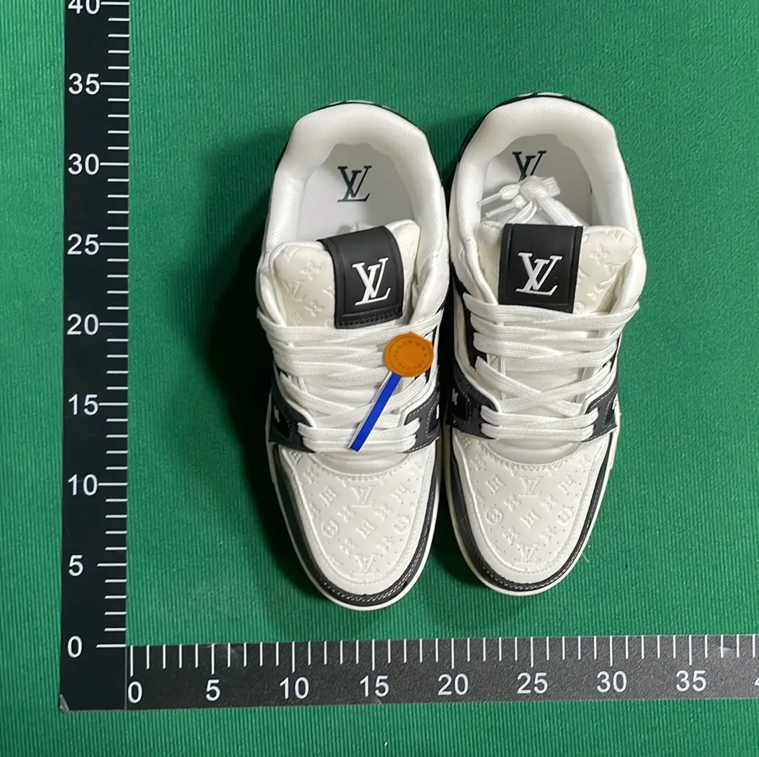 B3D 系带平底低帮板鞋-L  in the Best OopBuy Spreadsheet QC photos