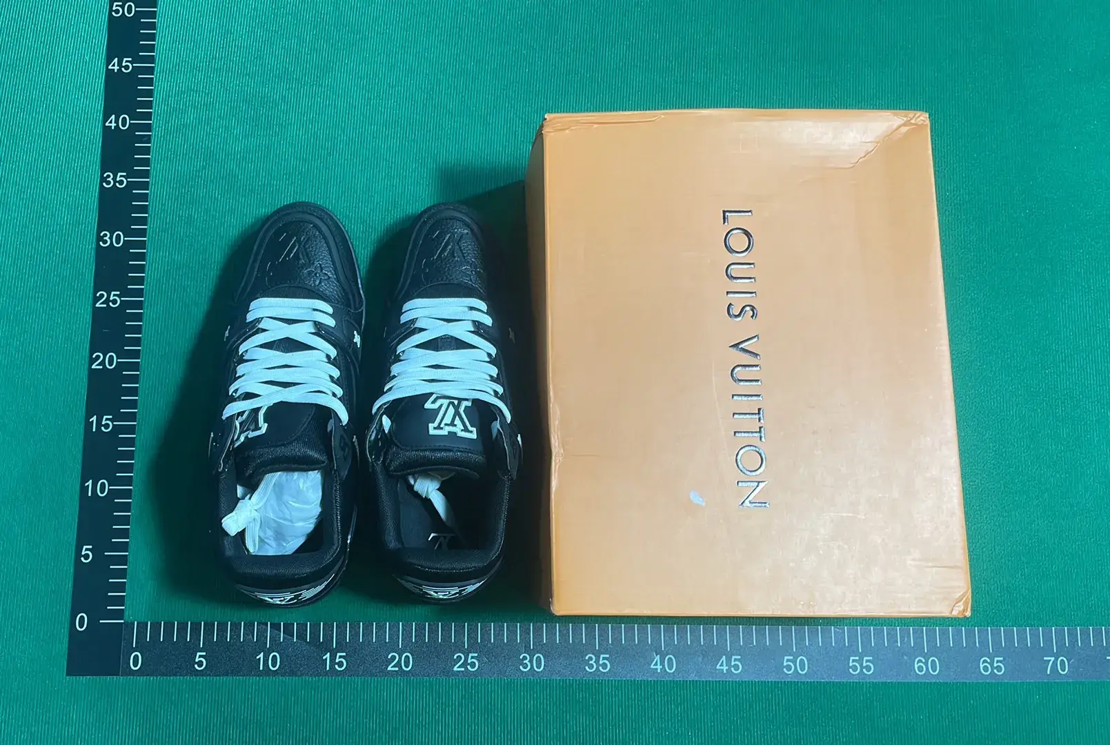 B3D 系带平底低帮板鞋-L  in the Best OopBuy Spreadsheet QC photos