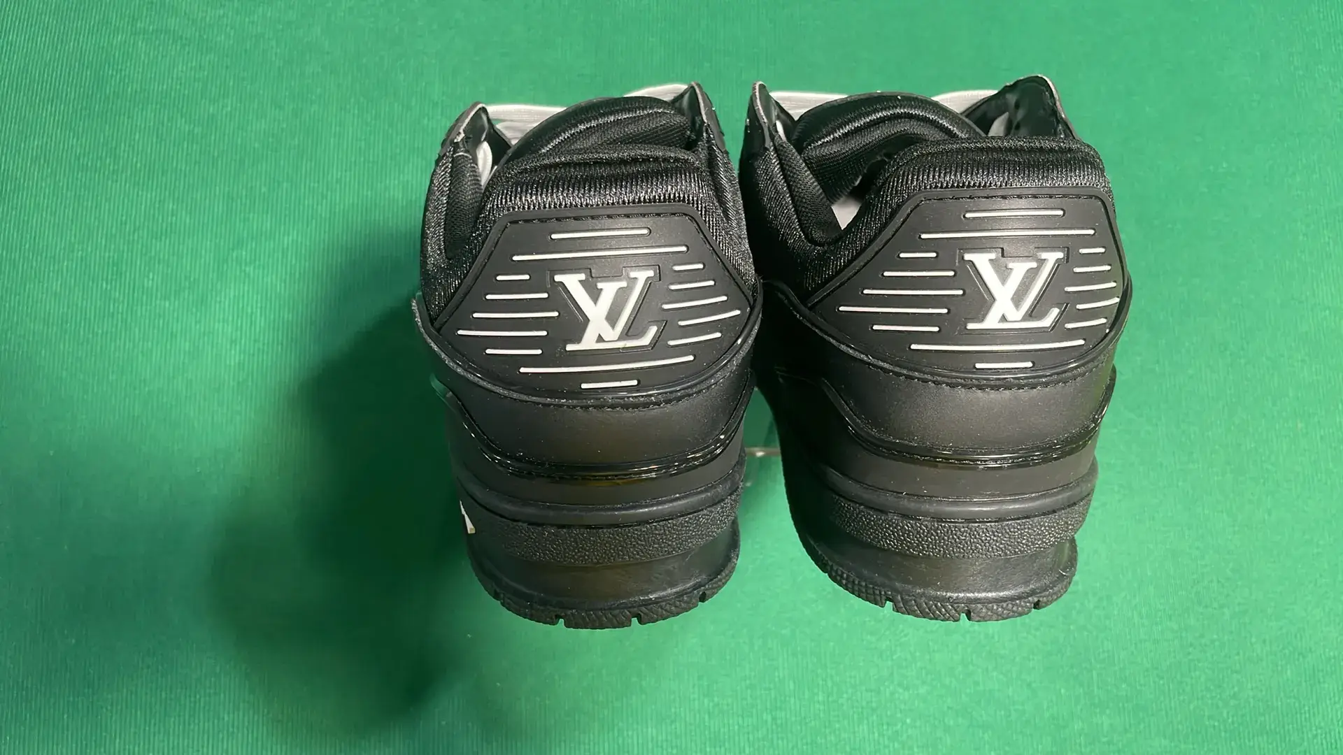 B3D 系带平底低帮板鞋-L  in the Best OopBuy Spreadsheet QC photos