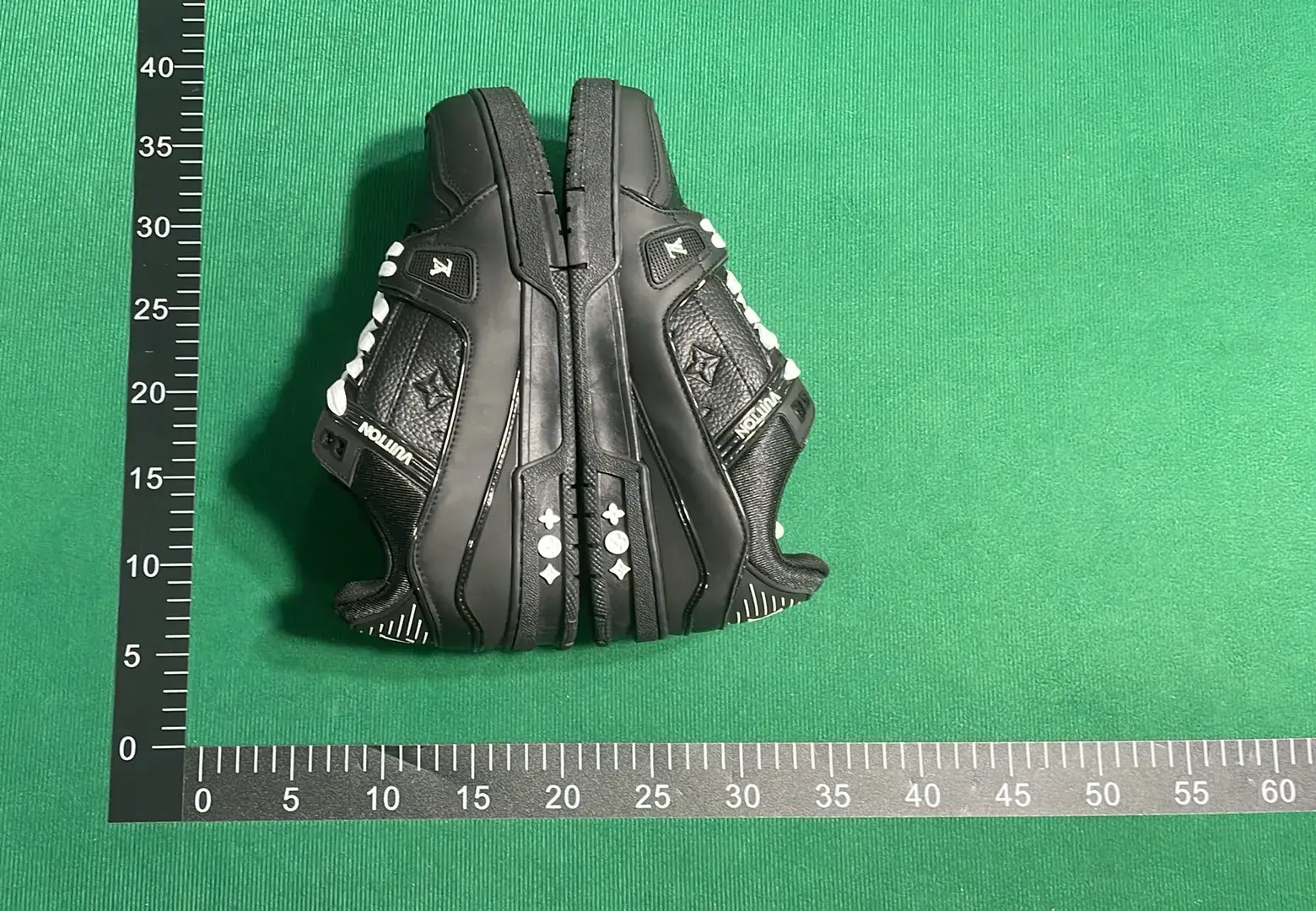 B3D 系带平底低帮板鞋-L  in the Best OopBuy Spreadsheet QC photos