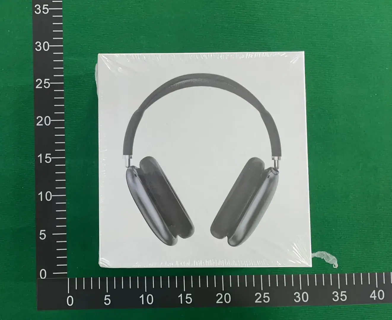 1:1 Batch Apple  AirPods MAX (9 Colors) headset  in the Best OopBuy Spreadsheet QC photos
