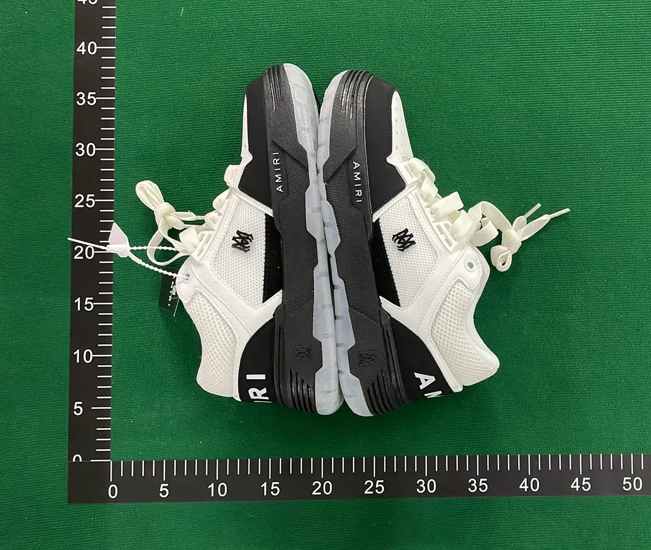 A casual shoes  in the Best OopBuy Spreadsheet QC photos