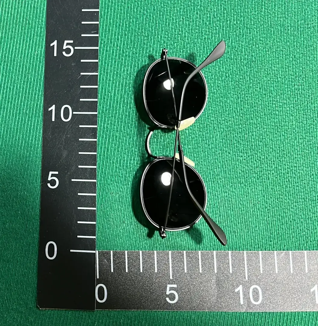 时尚潮流墨镜  in the Best OopBuy Spreadsheet QC photos