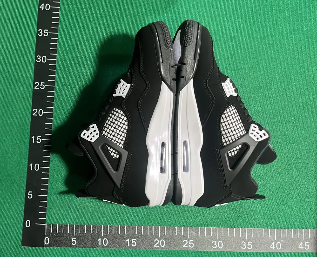 🔥1:1 batch Jordan Air Jordan 4 Retro"Bred Reimagined"  in the Best OopBuy Spreadsheet QC photos