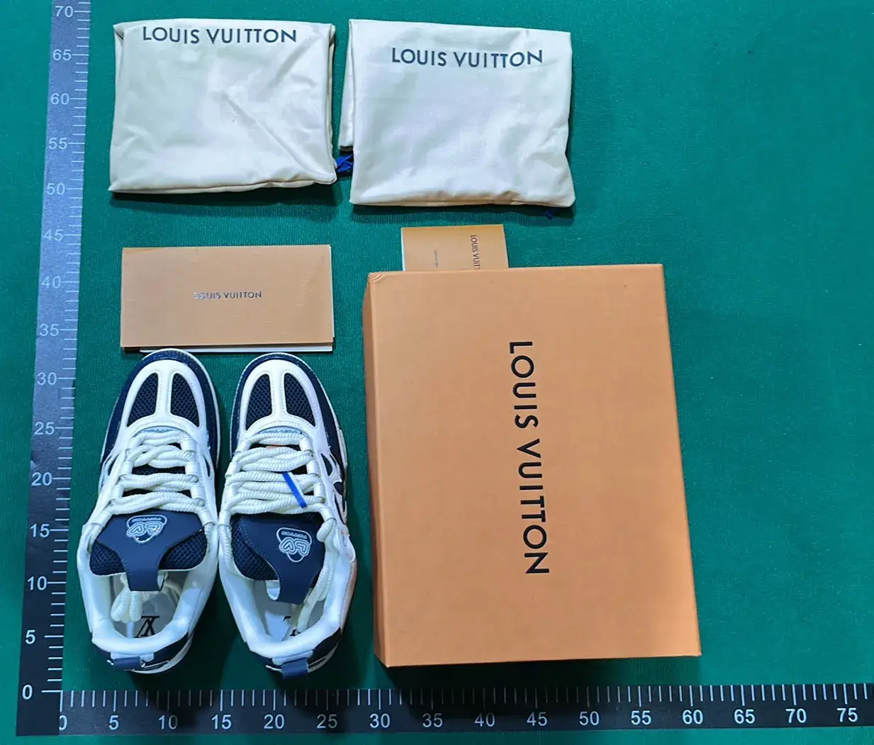 Shoes of L'SS LV LOUIS VUITTON  in the Best OopBuy Spreadsheet QC photos