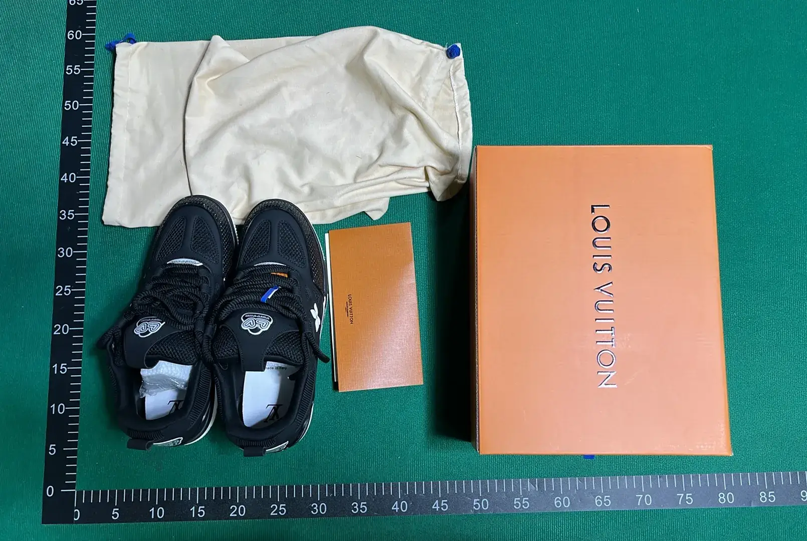 Shoes of L'SS LV LOUIS VUITTON  in the Best OopBuy Spreadsheet QC photos