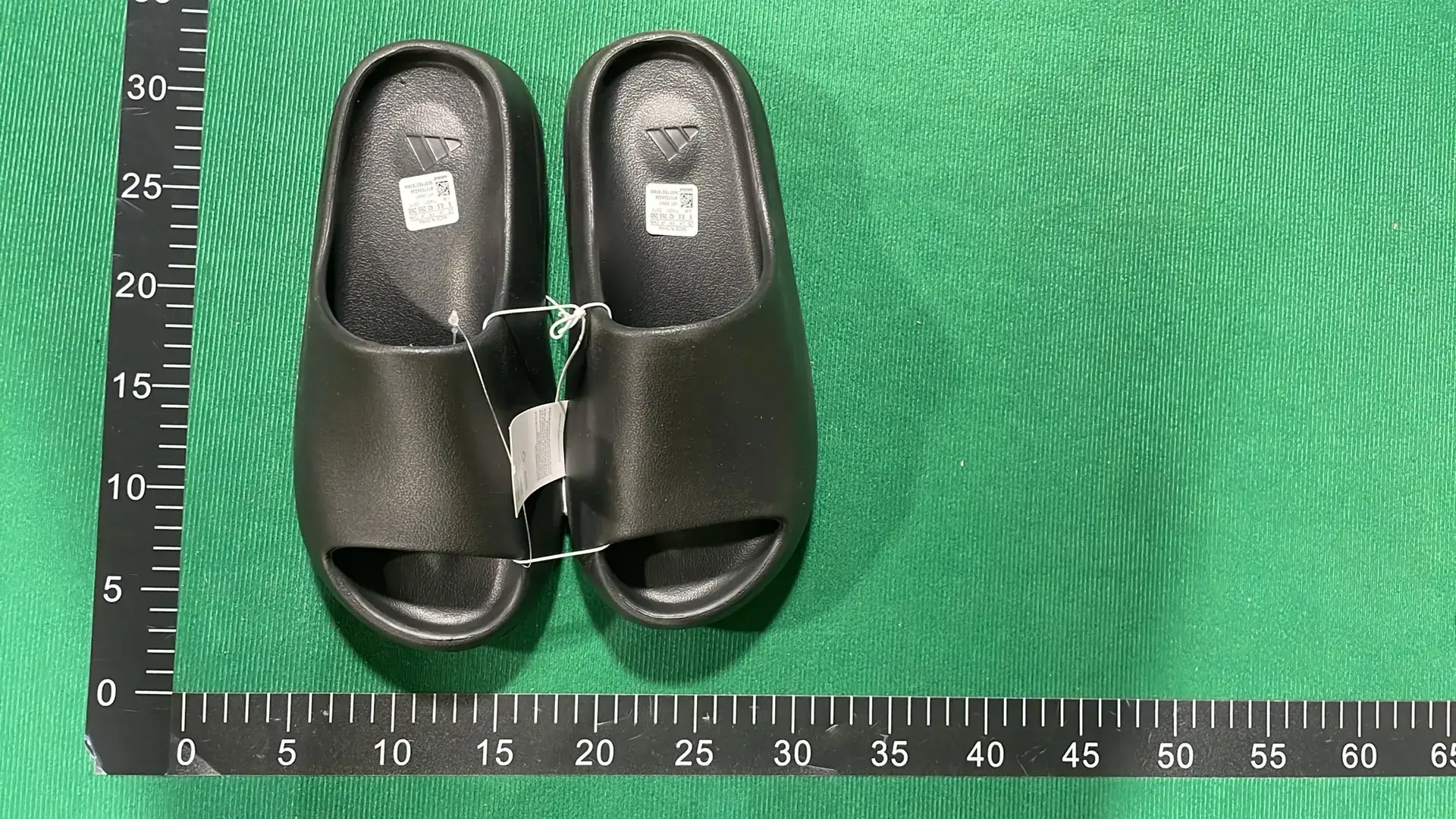  Adidas Originals Yeezy Slide (10+) – QC photos preview | CnFans  | 7274888915