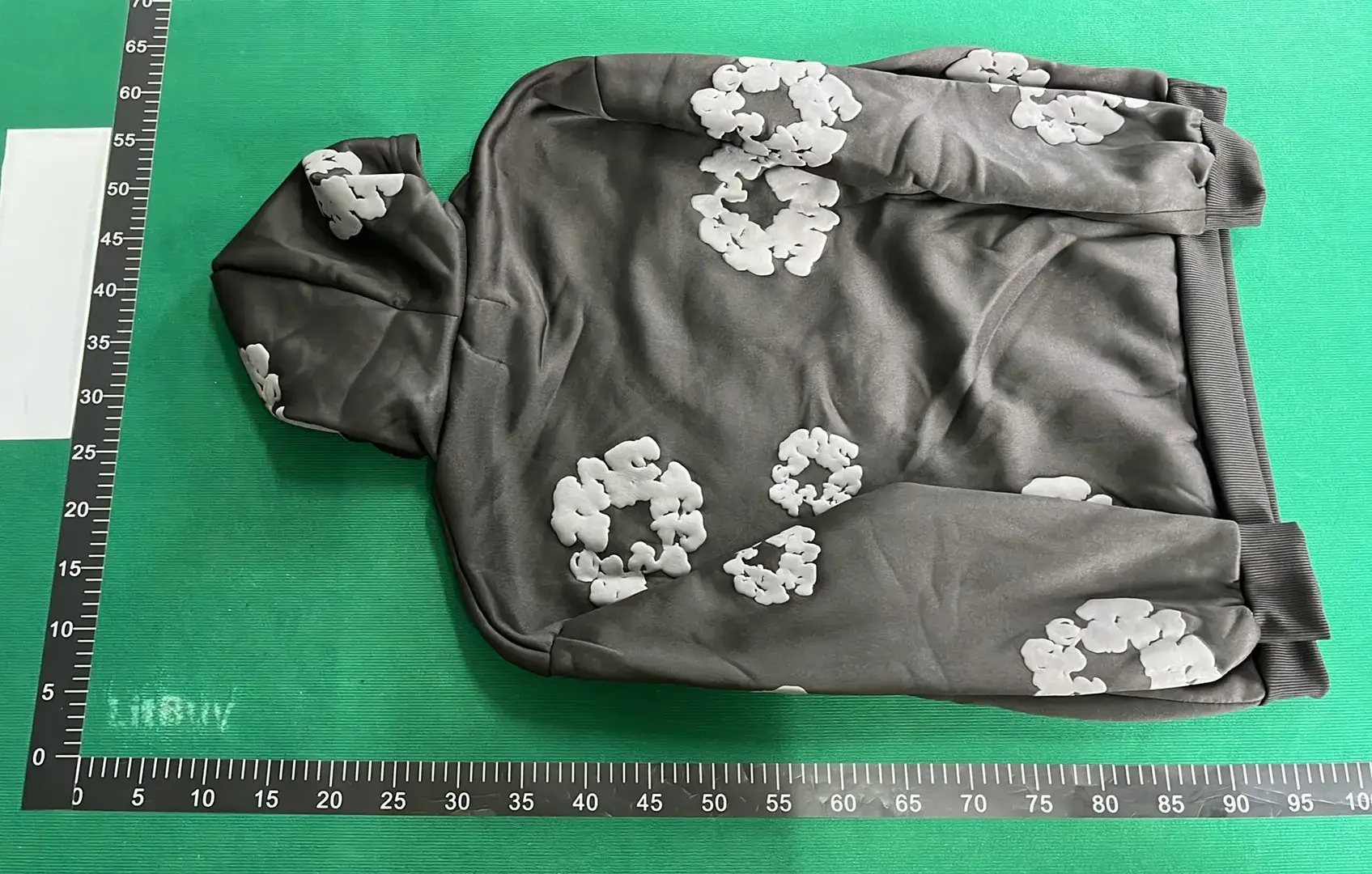 Kapok Foam Flower Set High Street Loose Hoodie and Sweatpants – QC photos preview | CnFans  | 7530107958