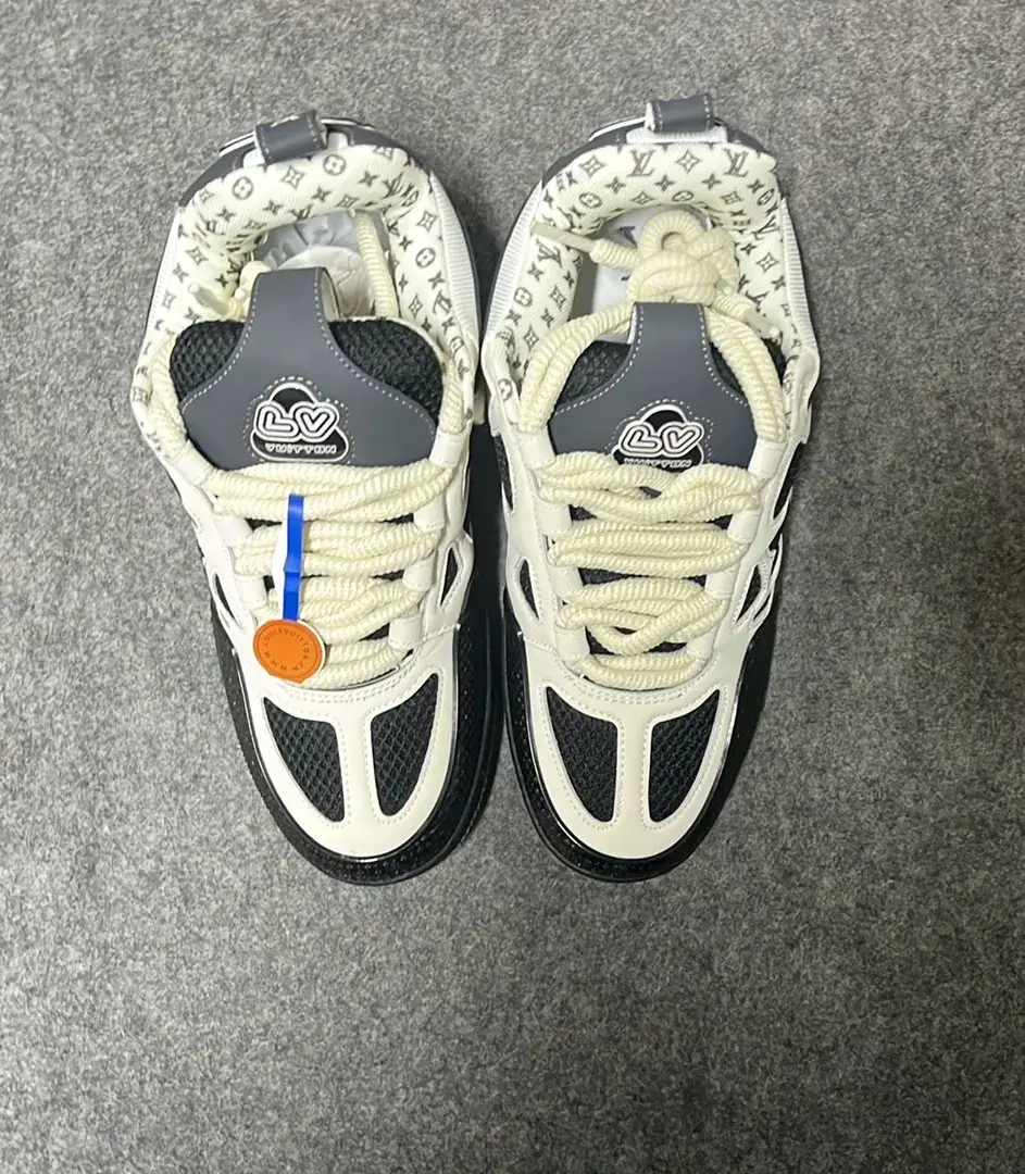 Shoes of L'SS LV LOUIS VUITTON  in the Best OopBuy Spreadsheet QC photos
