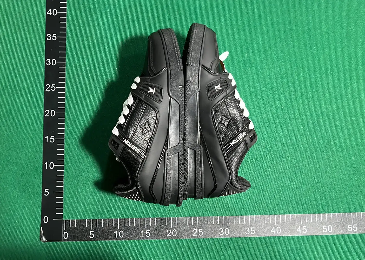 B3D 系带平底低帮板鞋-L  in the Best OopBuy Spreadsheet QC photos