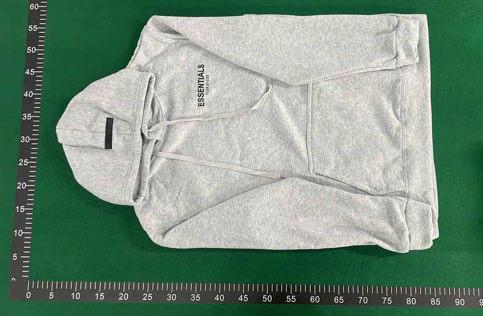字母连帽卫衣  in the Best OopBuy Spreadsheet QC photos