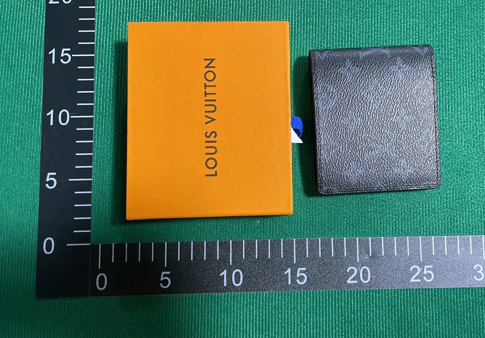经典爆款-配色齐全，高端大气，配色齐全BBX-QBX-LVX-002-L  in the Best OopBuy Spreadsheet QC photos