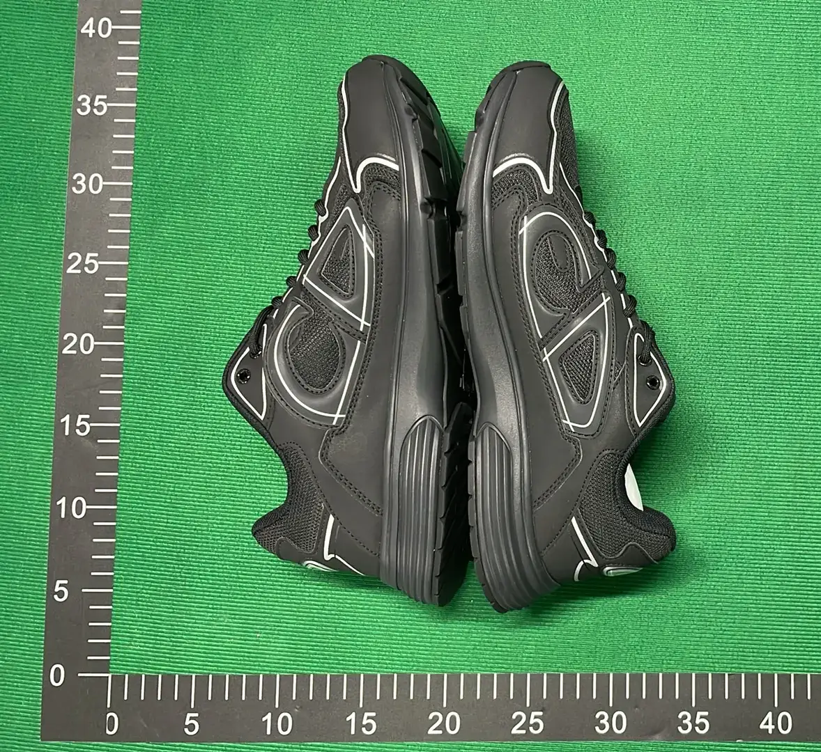 DC B30-L  in the Best OopBuy Spreadsheet QC photos