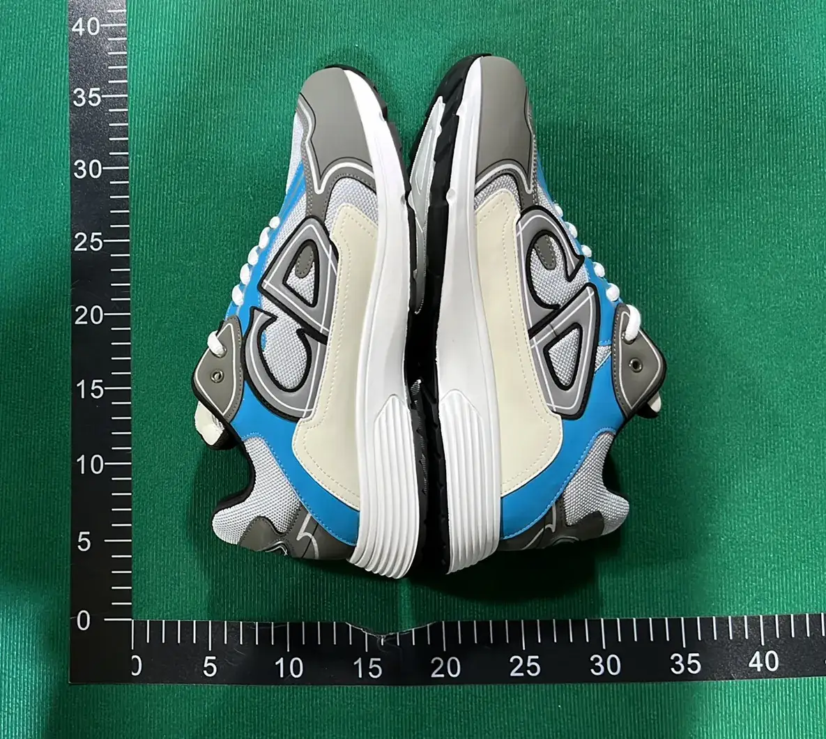 Dior B30 （10+）  in the Best OopBuy Spreadsheet QC photos