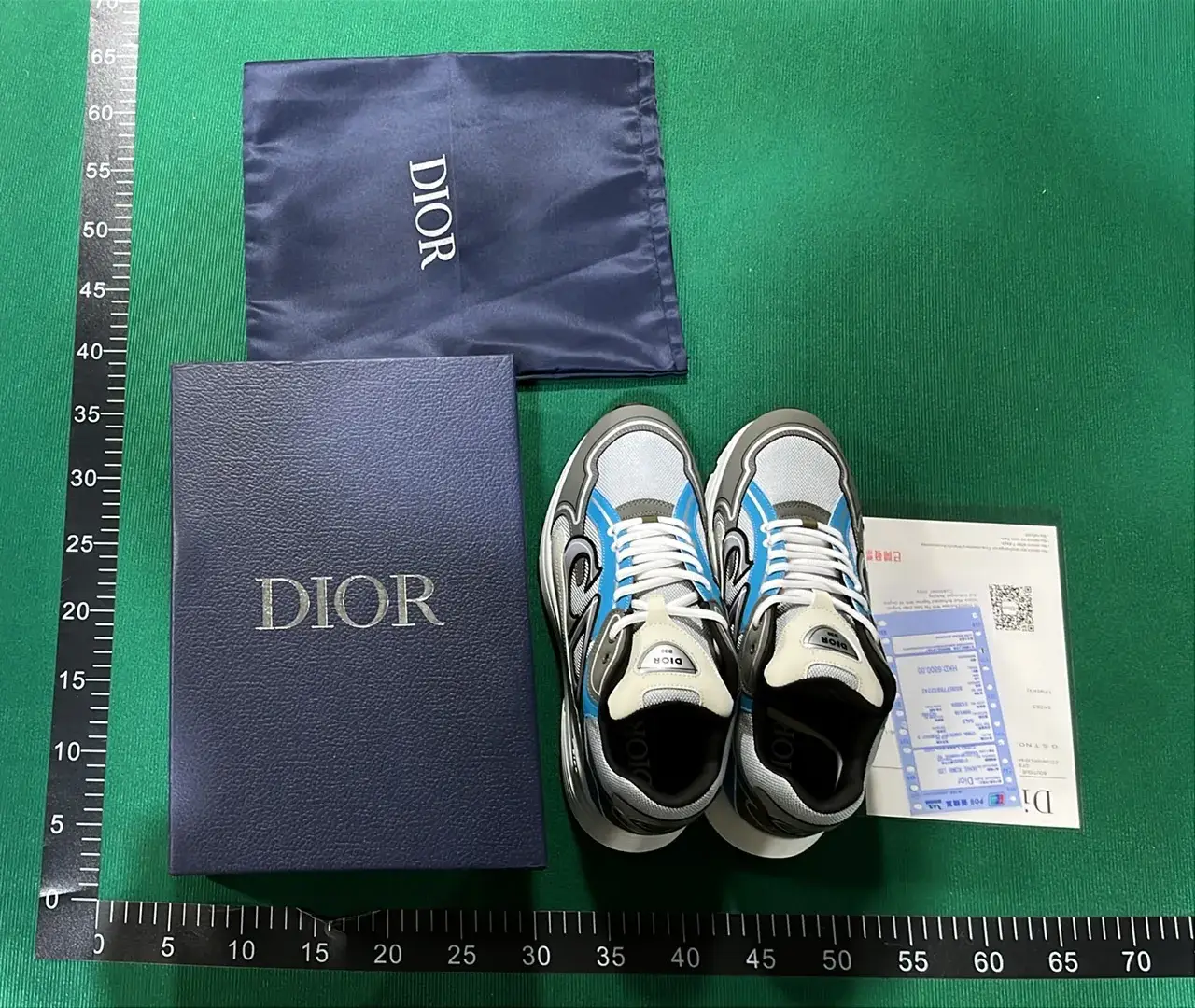Dior B30 （10+）  in the Best OopBuy Spreadsheet QC photos