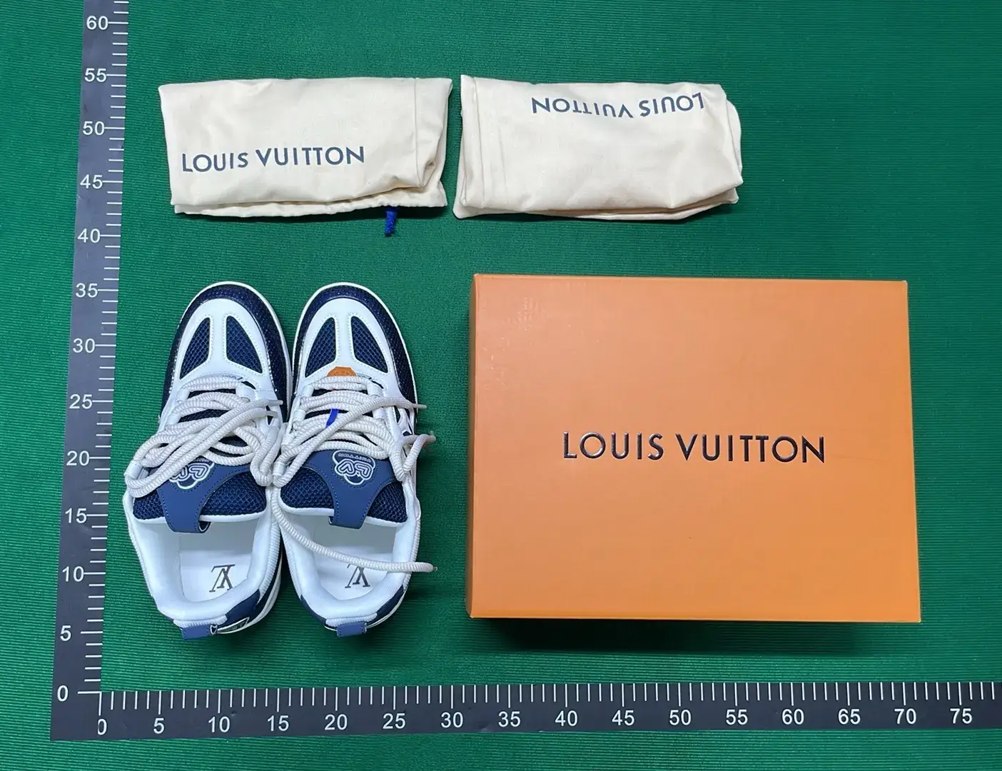 Shoes of L'SS LV LOUIS VUITTON  in the Best OopBuy Spreadsheet QC photos