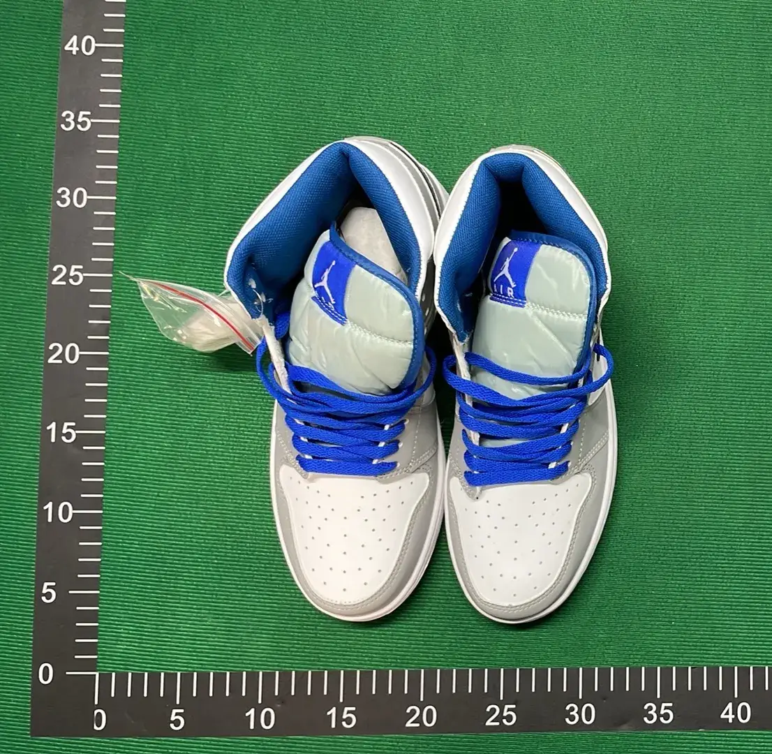 B0D 1.0中帮复古篮球鞋-L  in the Best OopBuy Spreadsheet QC photos