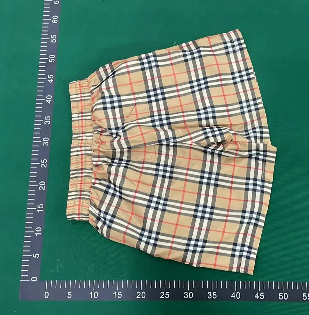 1:1 Batch Burberry shorts  in the Best OopBuy Spreadsheet QC photos