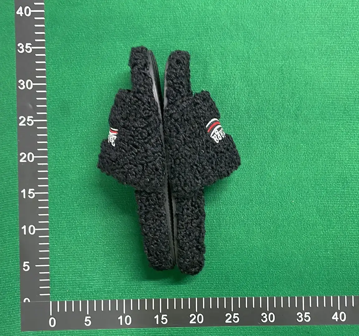 Balenciaga Furry (5+)  in the Best OopBuy Spreadsheet QC photos