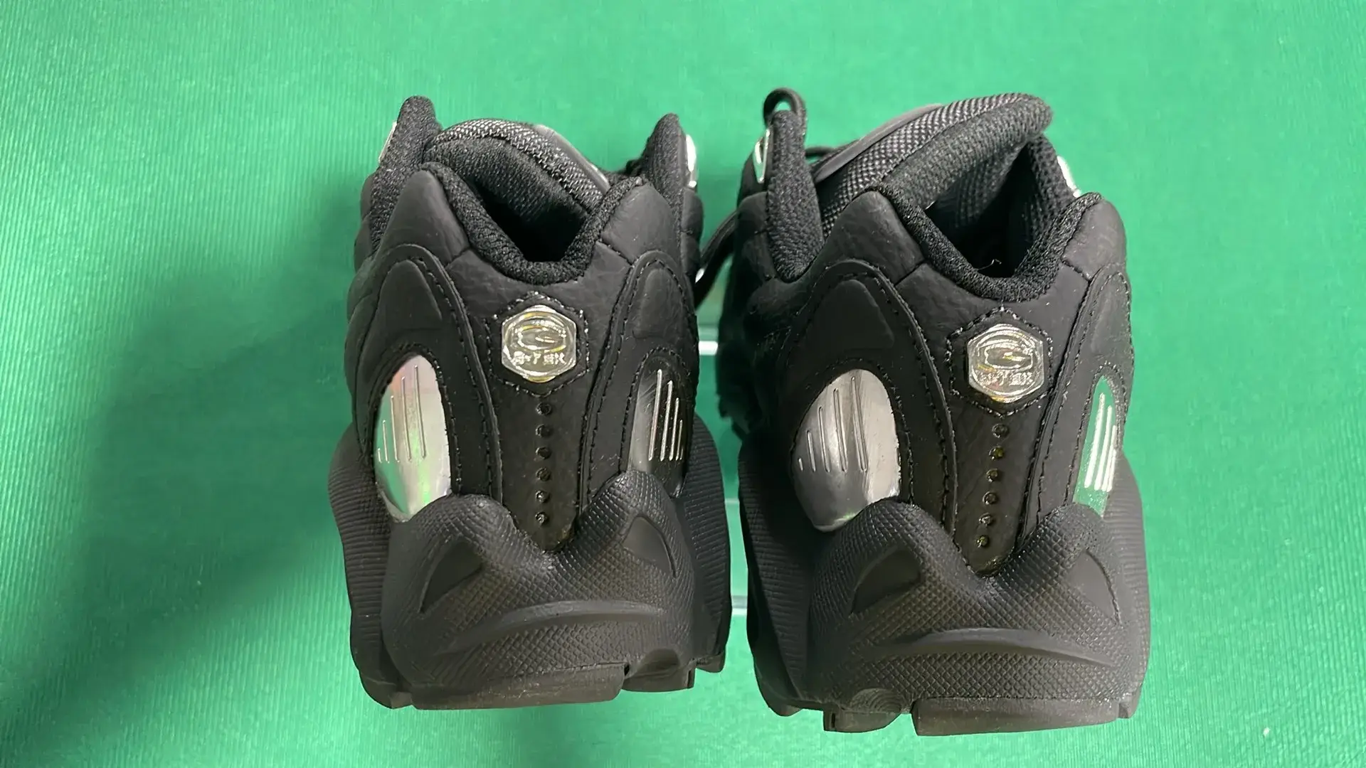 B2D 复古易穿低帮生活休闲鞋-L  in the Best OopBuy Spreadsheet QC photos