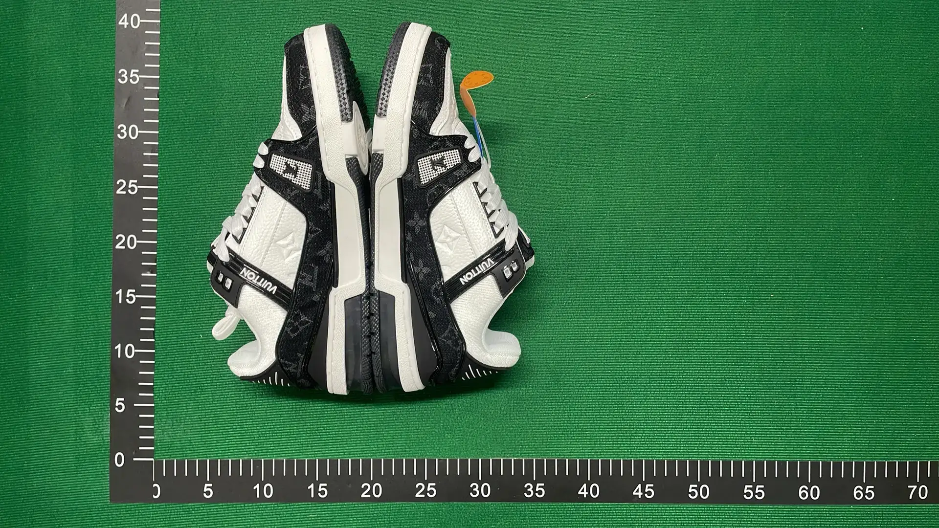 B3D 系带平底低帮板鞋-L  in the Best OopBuy Spreadsheet QC photos