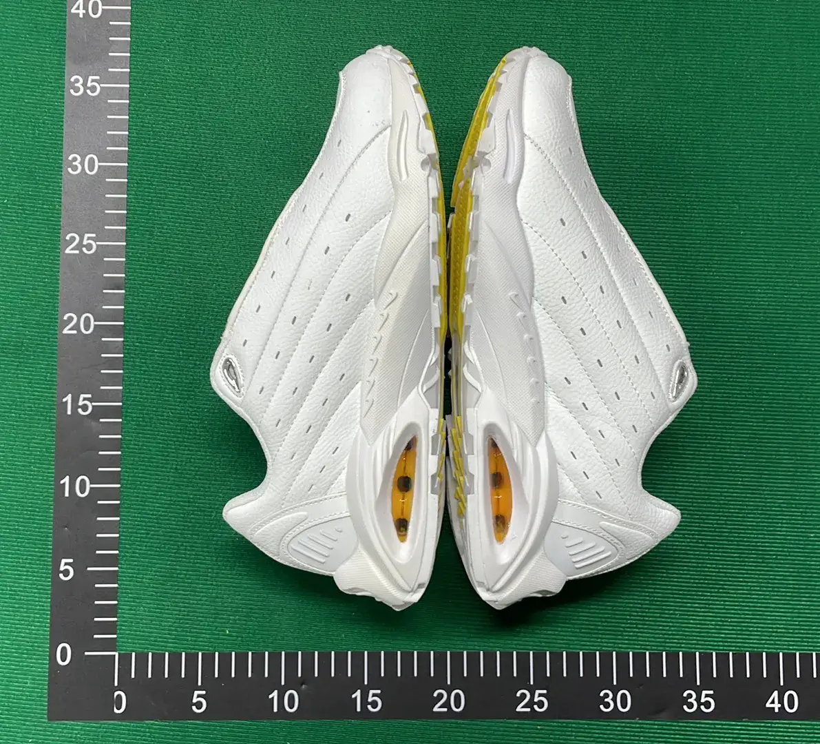 B2D 复古易穿低帮生活休闲鞋-L  in the Best OopBuy Spreadsheet QC photos