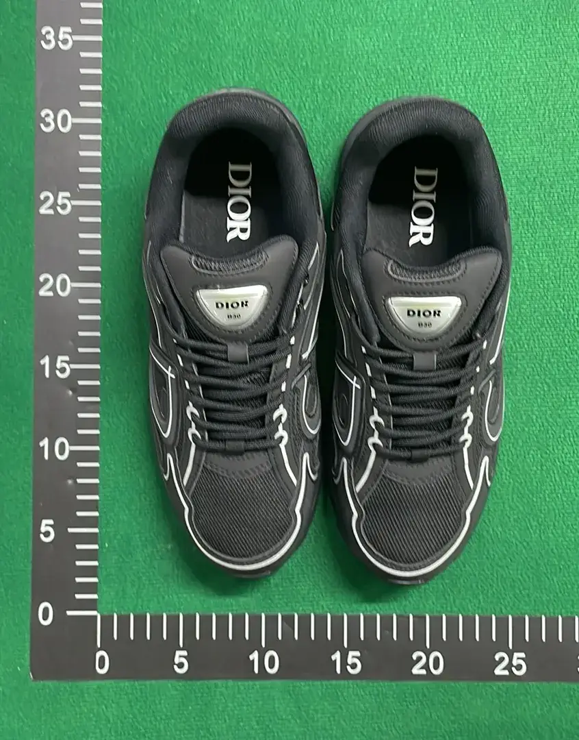 DC B30-L  in the Best OopBuy Spreadsheet QC photos