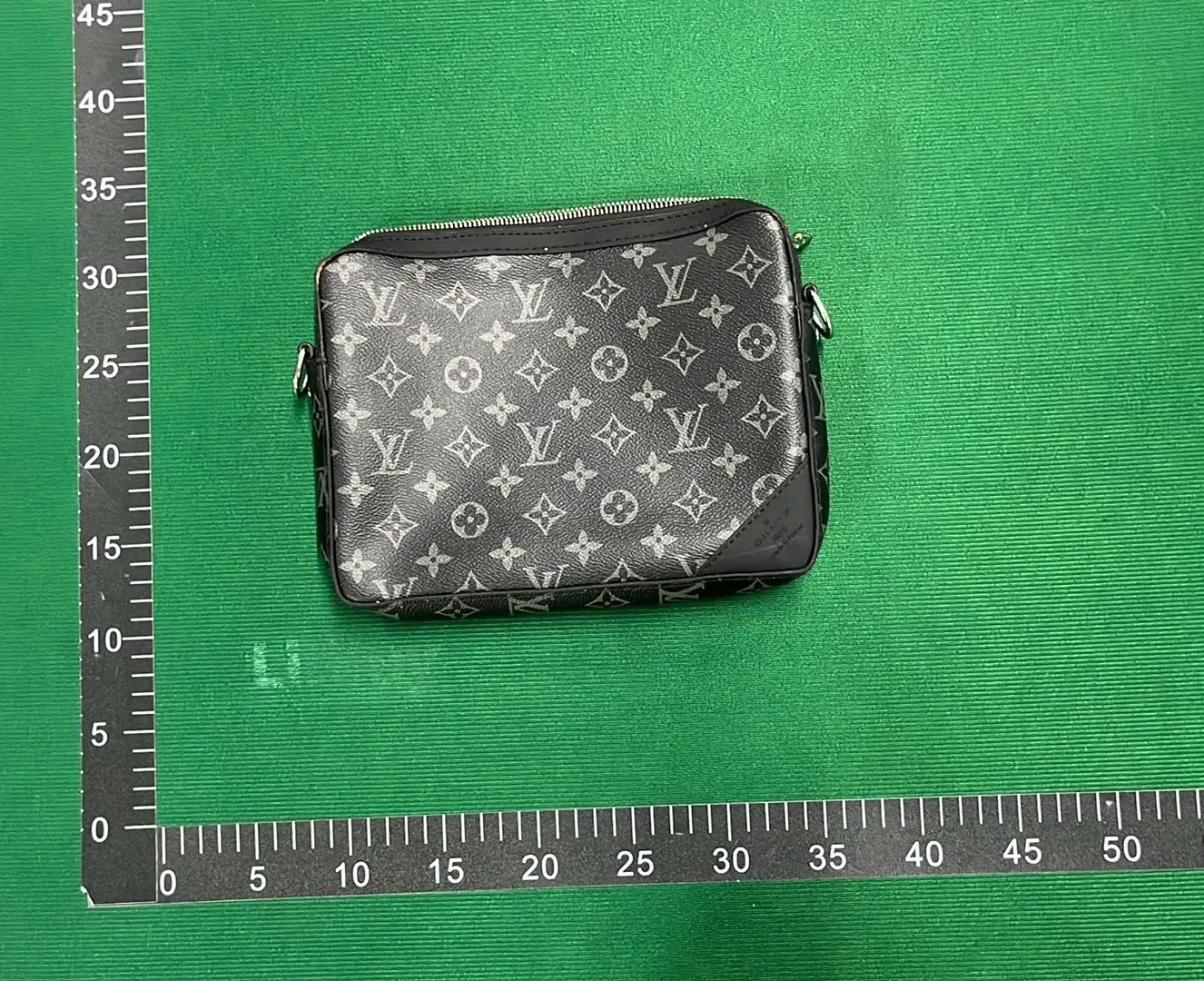 1:1 Batch LSV LOUIS VUITTON bag  in the Best OopBuy Spreadsheet QC photos