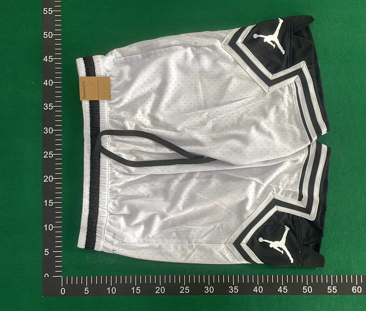 高品质篮球短裤C9014  in the Best OopBuy Spreadsheet QC photos