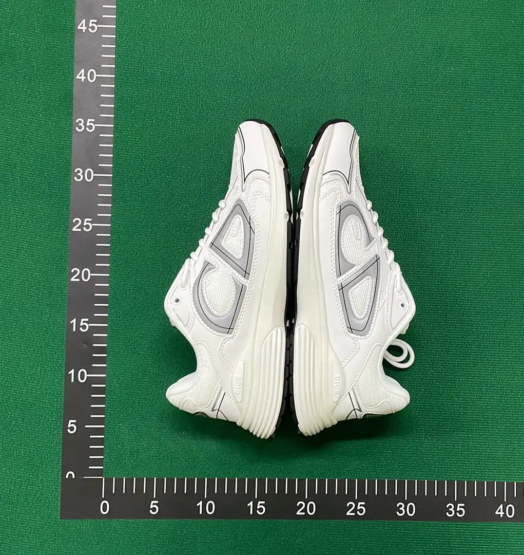 DC B30-L  in the Best OopBuy Spreadsheet QC photos