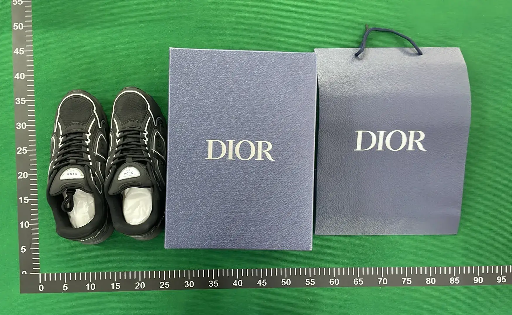 DC B30-L  in the Best OopBuy Spreadsheet QC photos