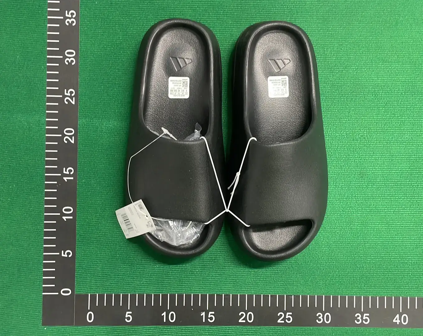  Adidas Originals Yeezy Slide (10+) – QC photos preview | CnFans  | 7274888915