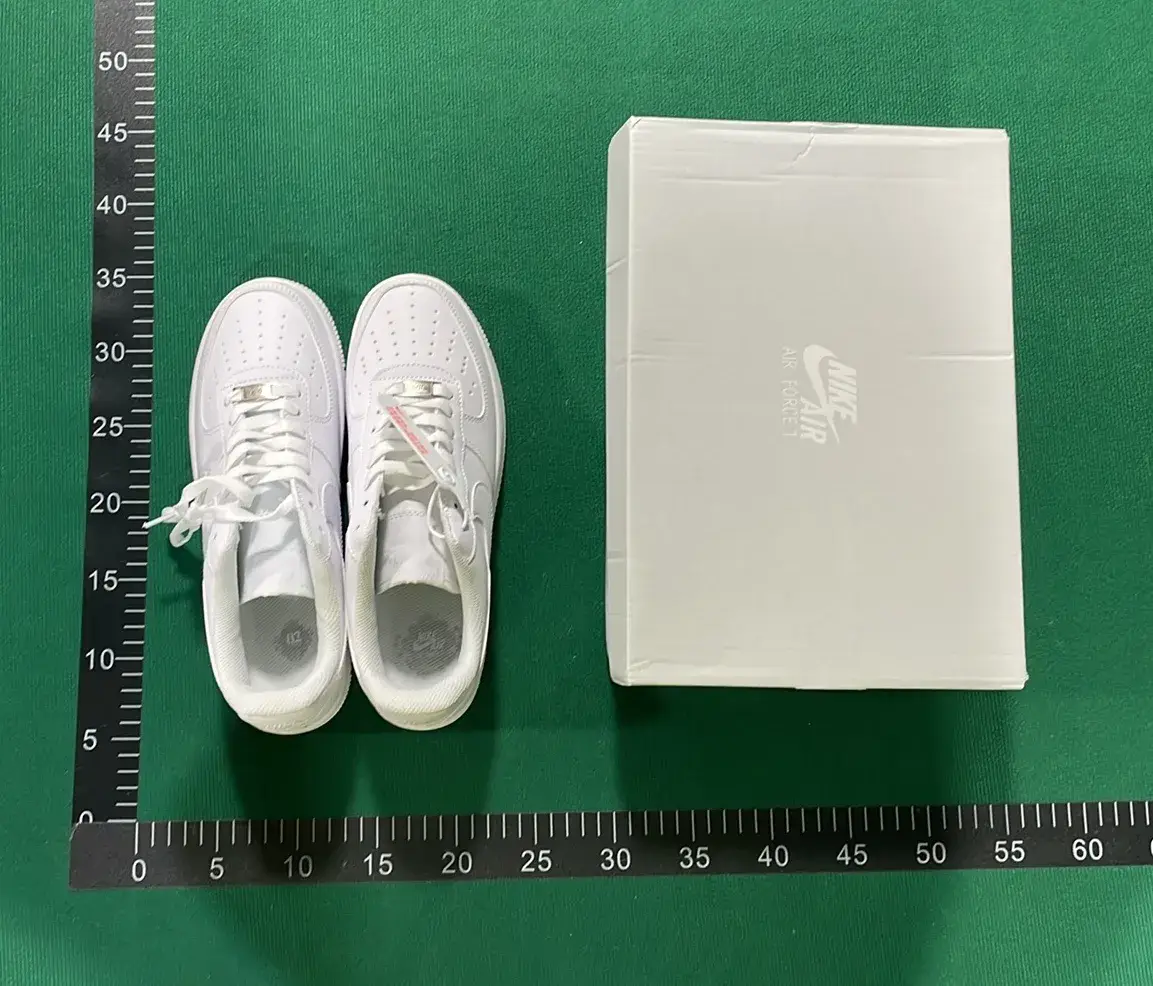 C-L Version Casual Shoes Sneakers Top Version 111-42号DZ  in the Best OopBuy Spreadsheet QC photos
