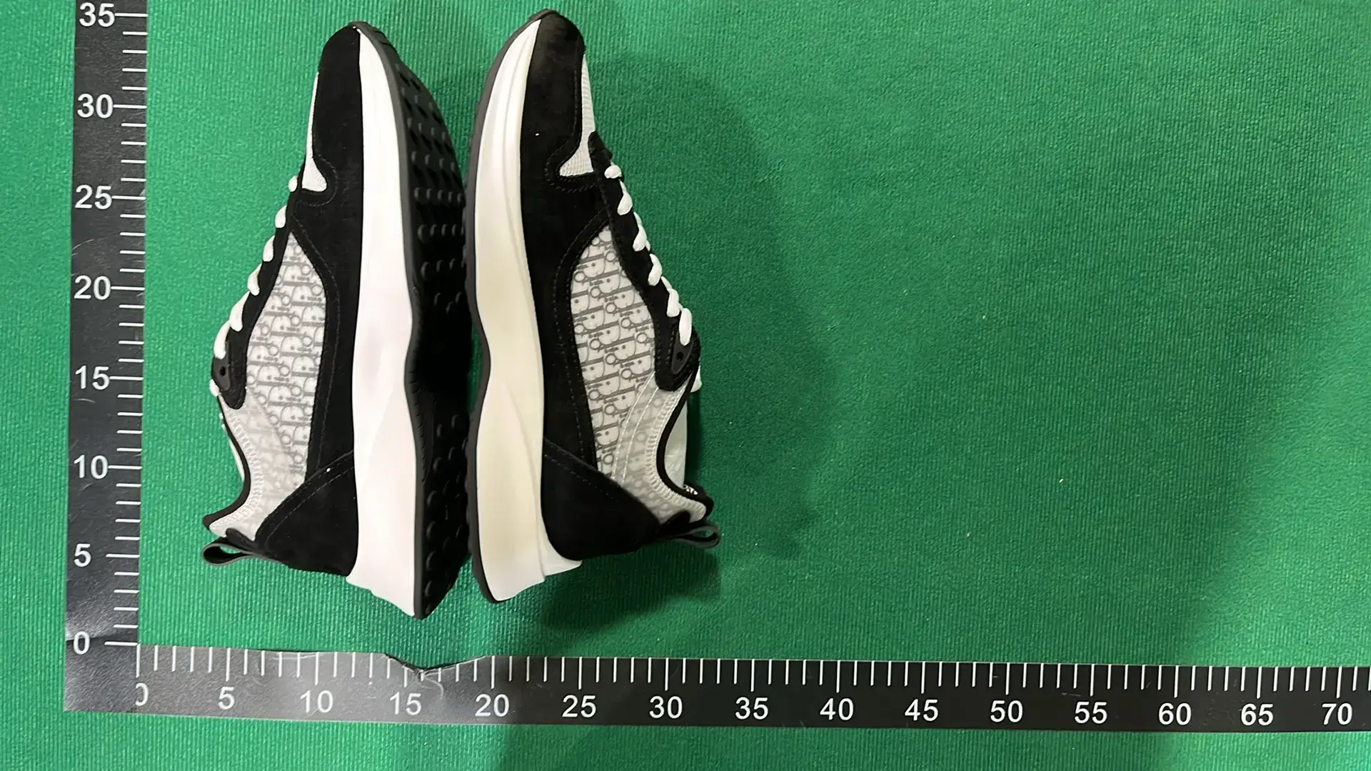 🔥1:1 batch Dior B25 'Dior Oblique - Olive'  in the Best OopBuy Spreadsheet QC photos