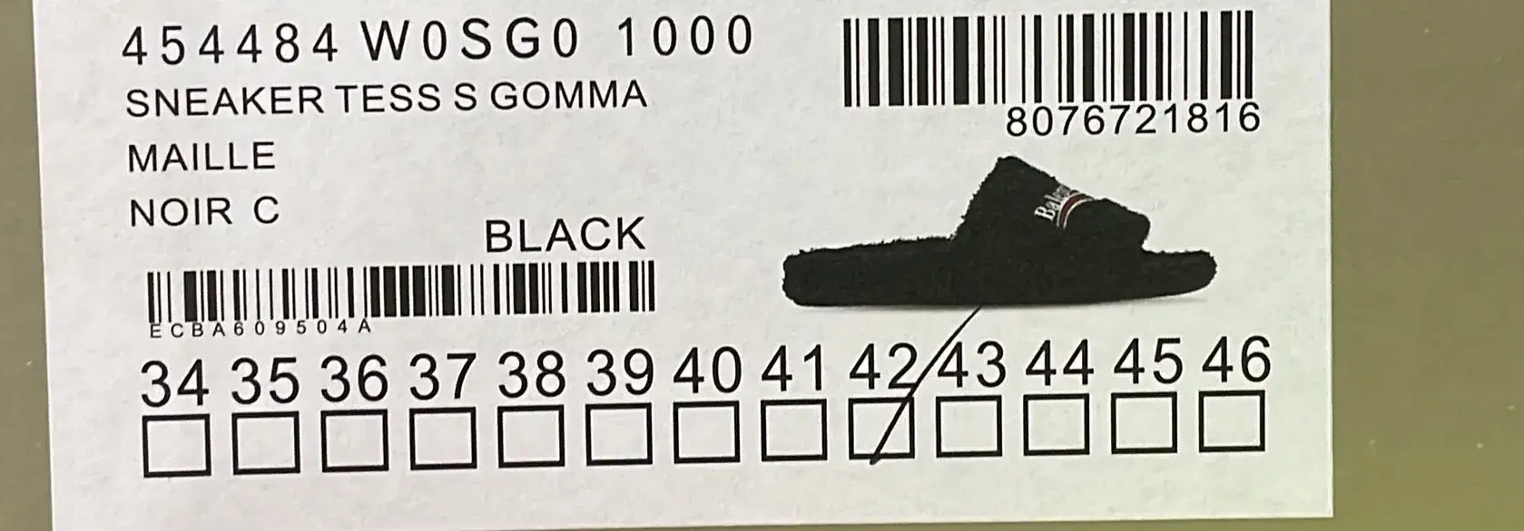 Balenciaga Furry (5+)  in the Best OopBuy Spreadsheet QC photos