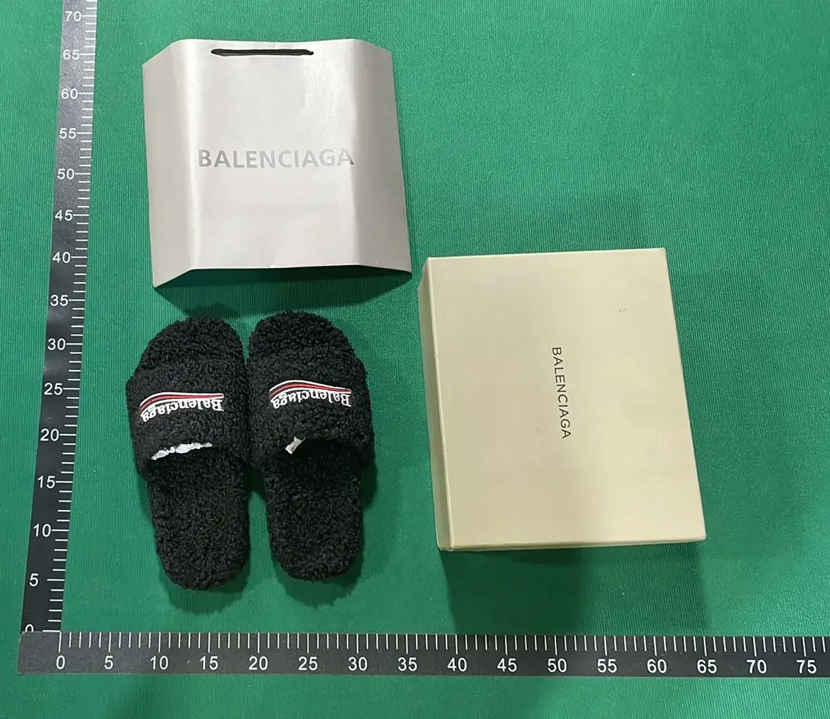Balenciaga Furry (5+)  in the Best OopBuy Spreadsheet QC photos
