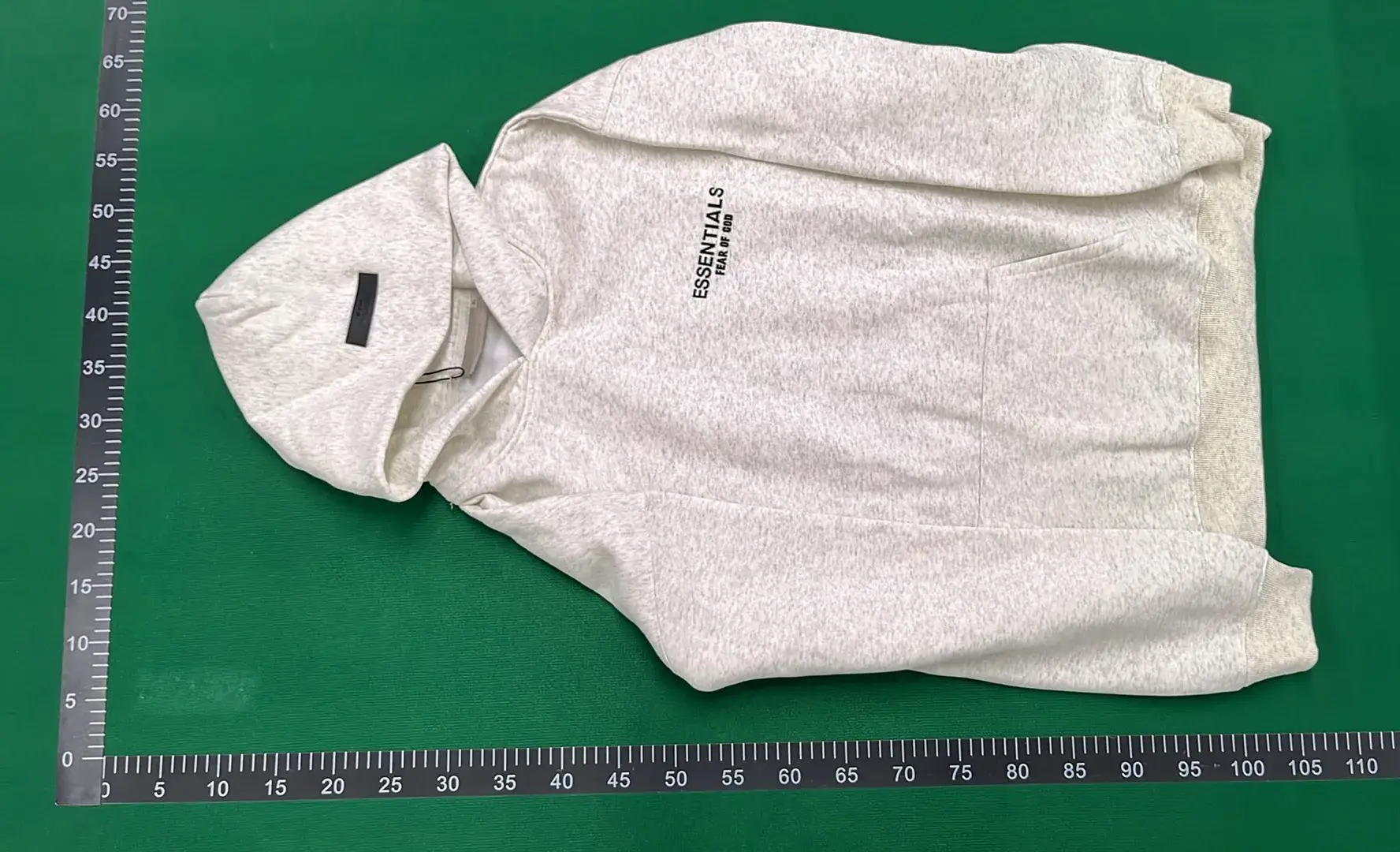 字母连帽卫衣  in the Best OopBuy Spreadsheet QC photos