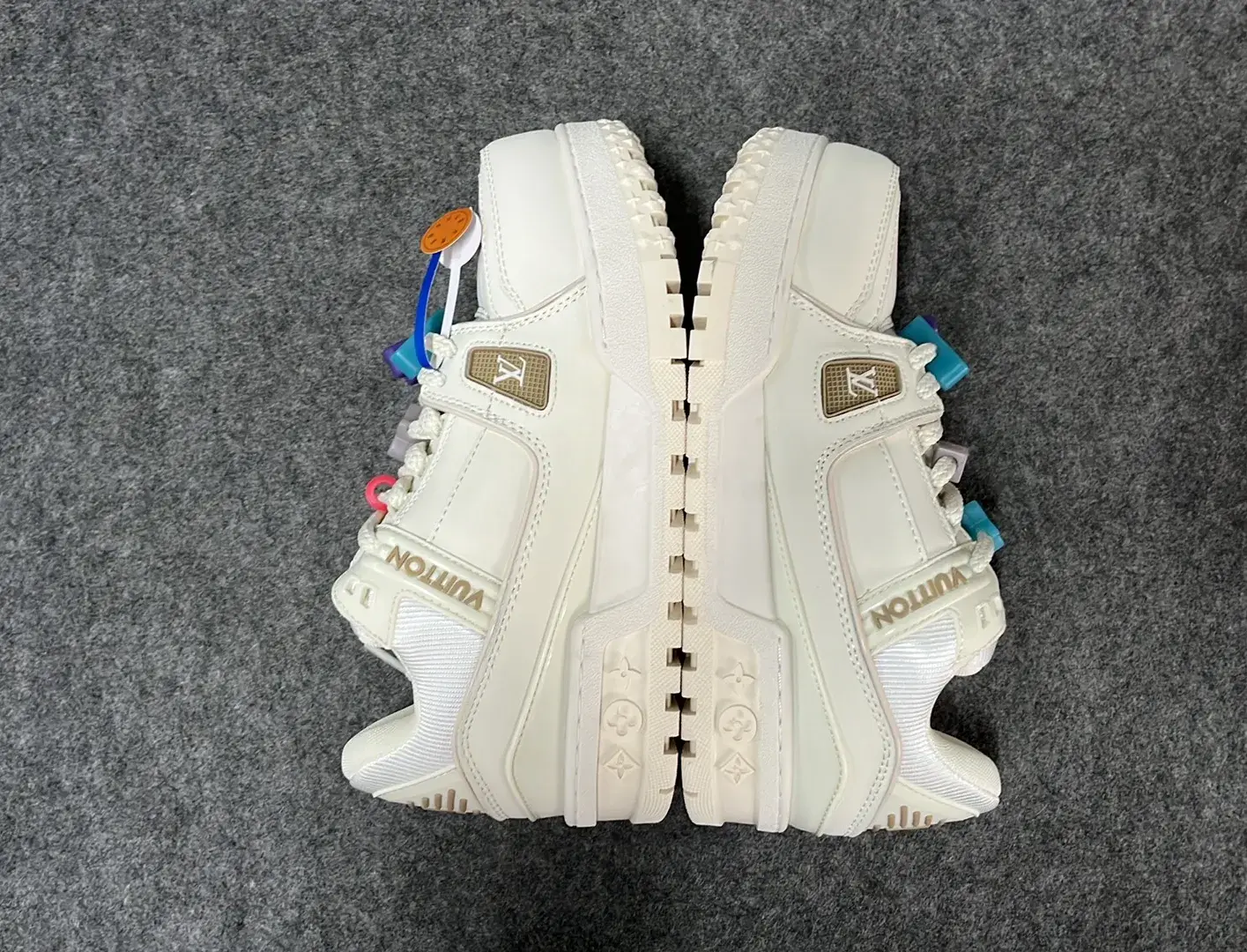 B3D 系带平底低帮板鞋-L  in the Best OopBuy Spreadsheet QC photos