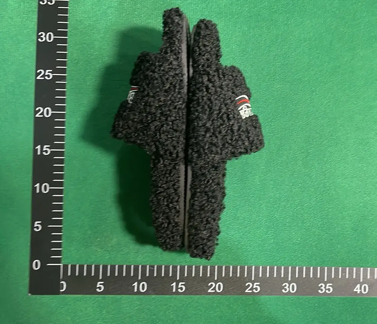 Balenciaga Furry (5+)  in the Best OopBuy Spreadsheet QC photos