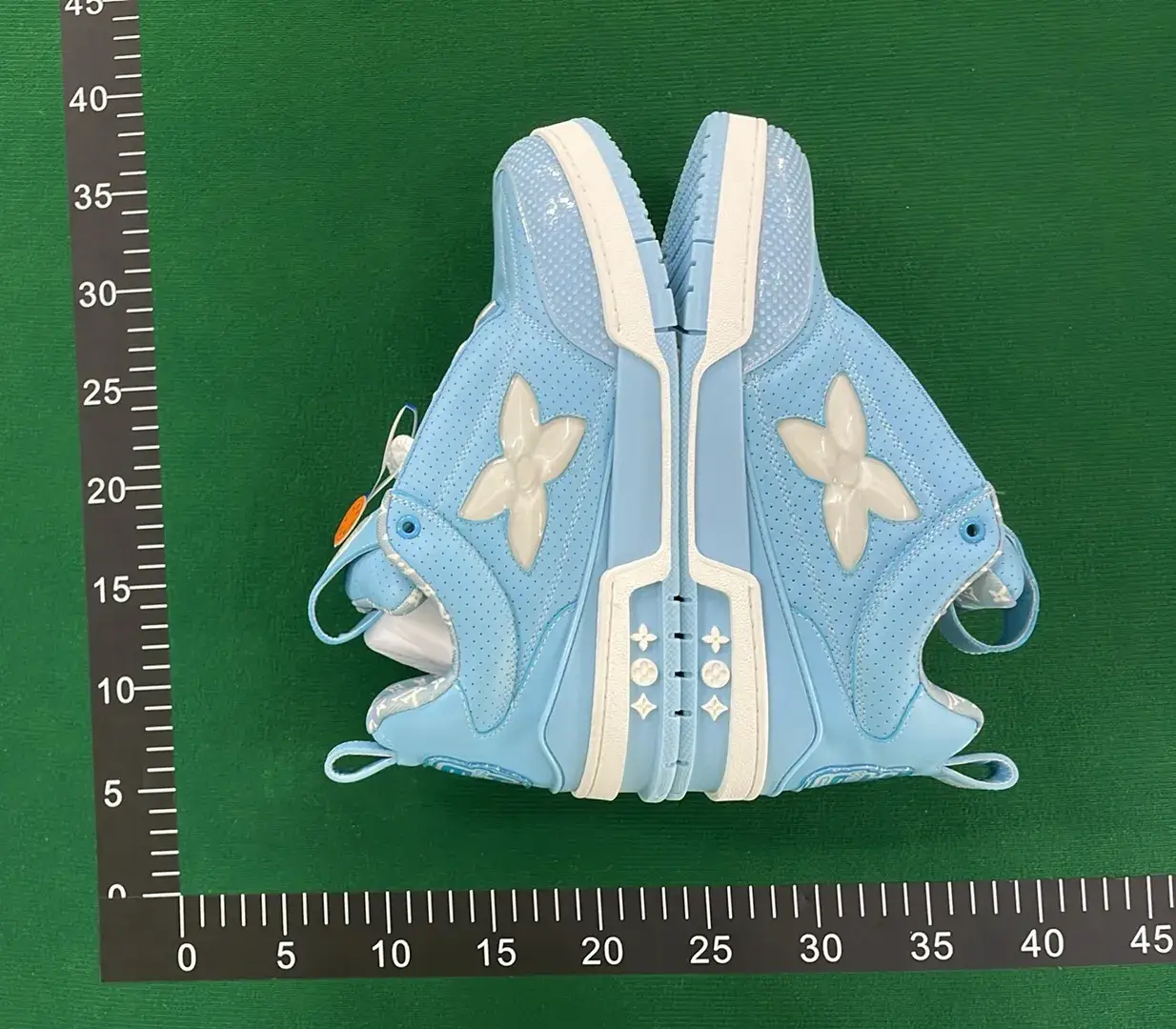 🔥1:1 batch LOUIS VUITTON Skate  in the Best OopBuy Spreadsheet QC photos