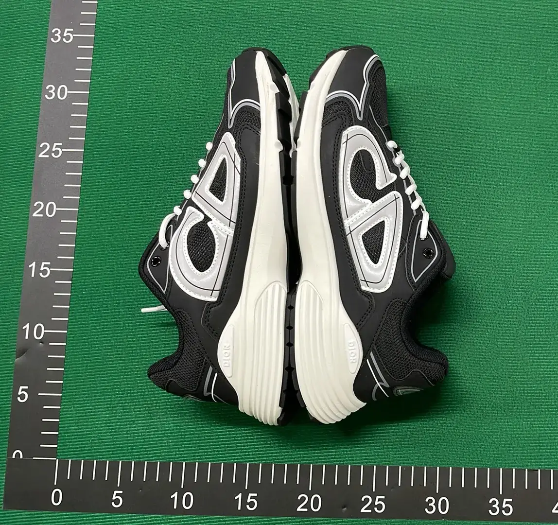 DC B30-L  in the Best OopBuy Spreadsheet QC photos