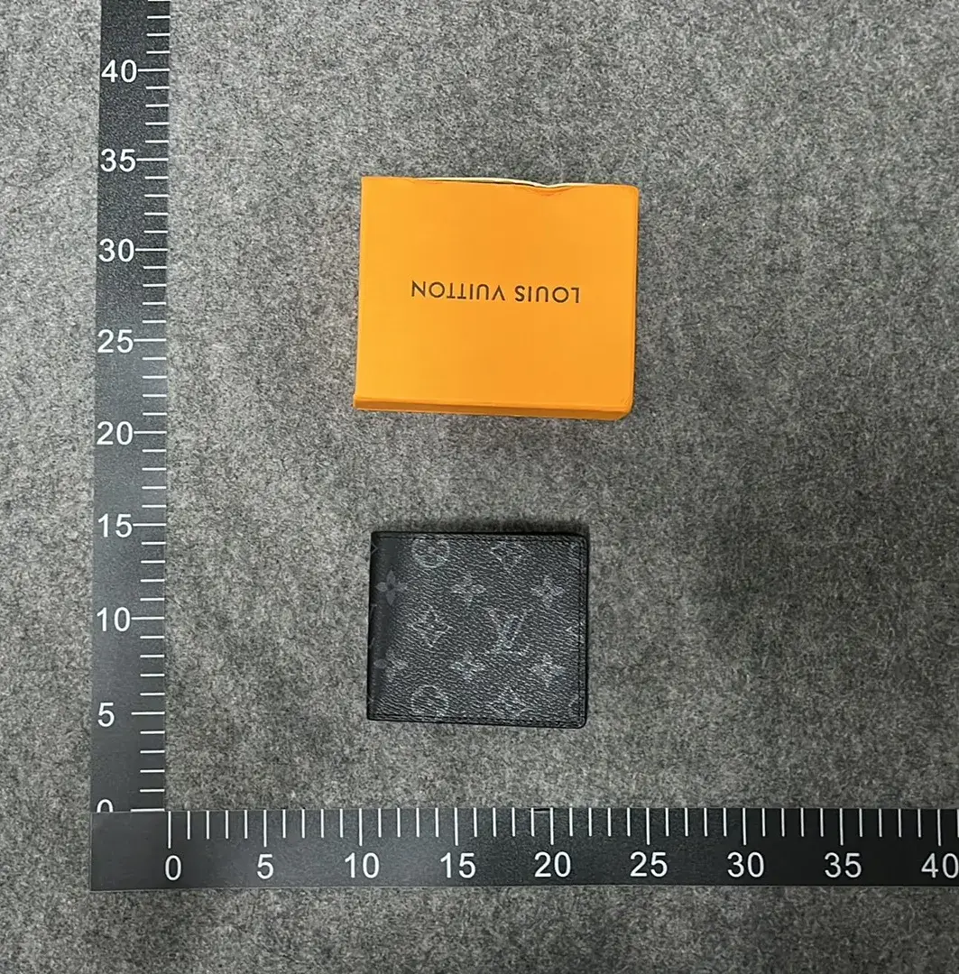 经典爆款-配色齐全，高端大气，配色齐全BBX-QBX-LVX-002-L  in the Best OopBuy Spreadsheet QC photos