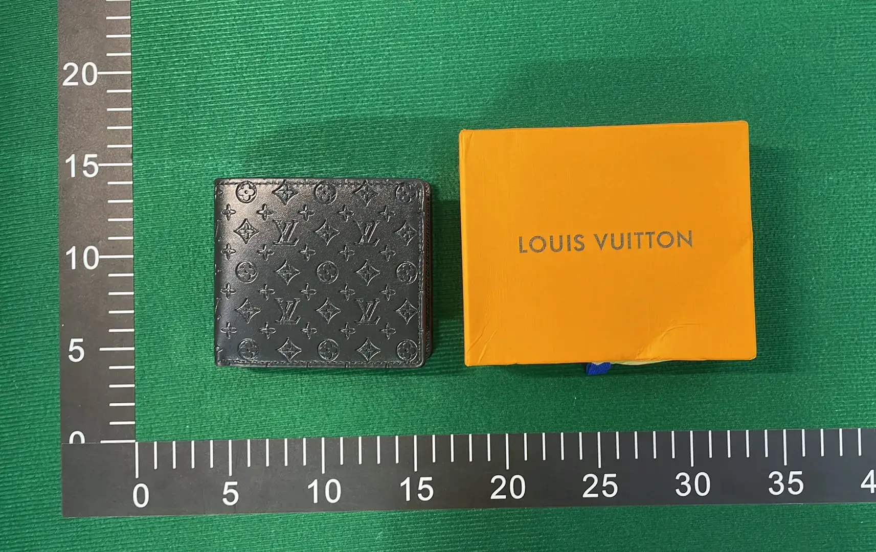 经典爆款-配色齐全，高端大气，配色齐全BBX-QBX-LVX-002-L  in the Best OopBuy Spreadsheet QC photos