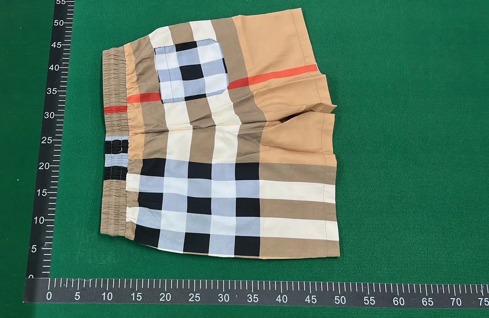 Fashion shorts  in the Best OopBuy Spreadsheet QC photos