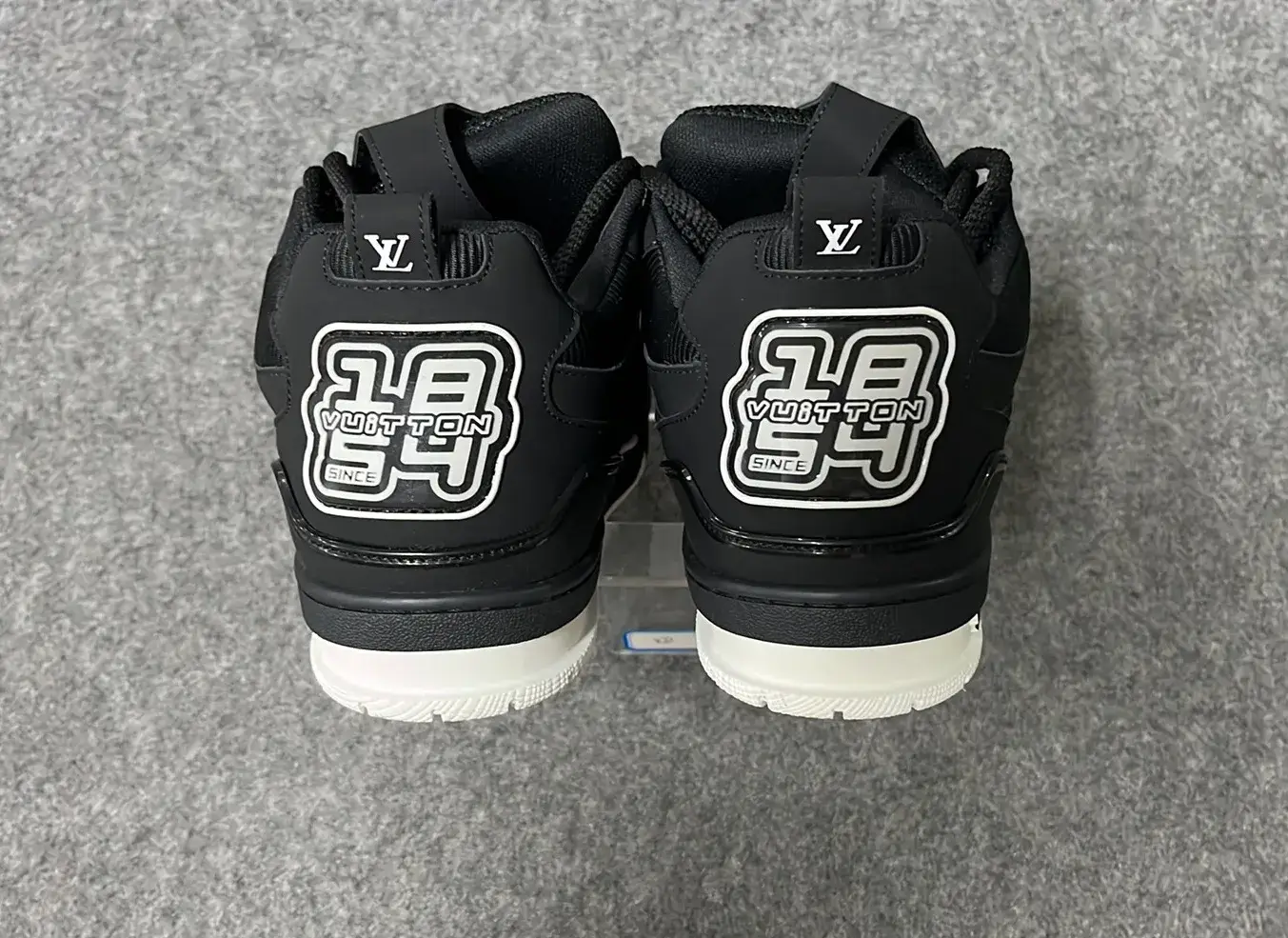 Shoes of L'SS LV LOUIS VUITTON  in the Best OopBuy Spreadsheet QC photos