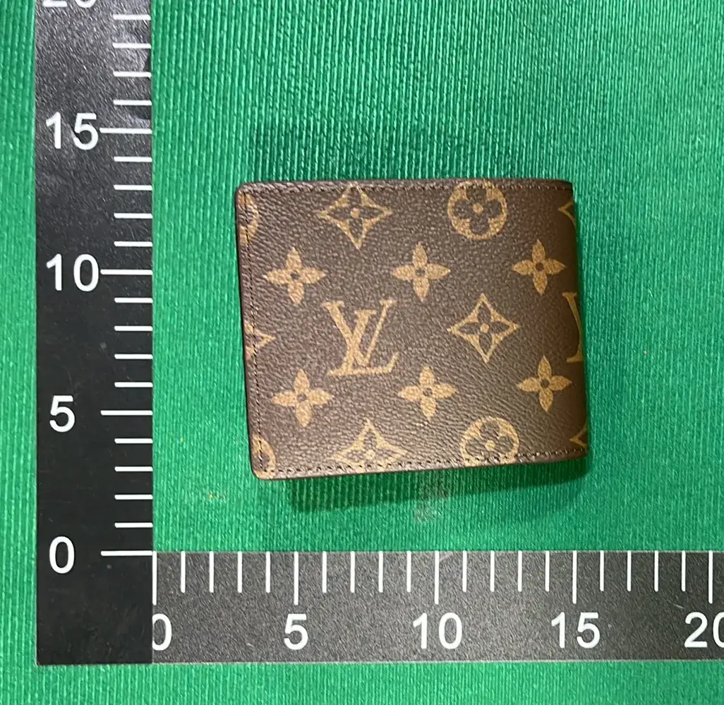 经典爆款-配色齐全，高端大气，配色齐全BBX-QBX-LVX-002-L  in the Best OopBuy Spreadsheet QC photos