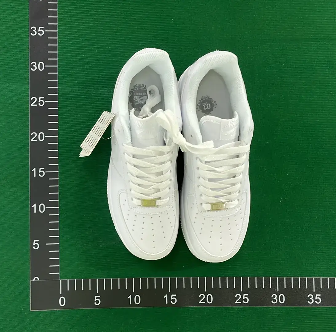 C-L Version Casual Shoes Sneakers Top Version 111-42号DZ  in the Best OopBuy Spreadsheet QC photos